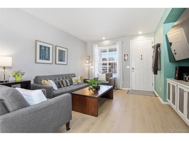 5548 Killarney Ct, Denver, CO 80249