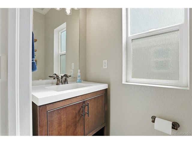 5548 Killarney Ct, Denver, CO 80249