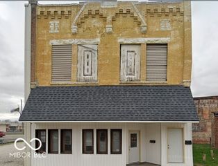 1530 S A Street, Elwood, IN 46036