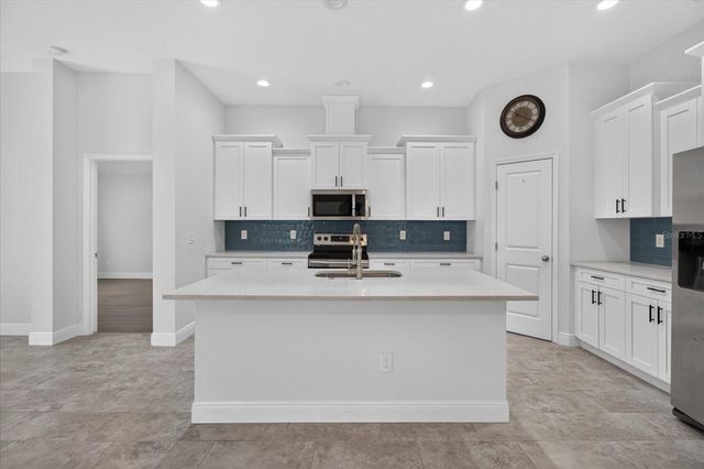 5114 CHILKOOT STREET, Tampa, FL 33617
