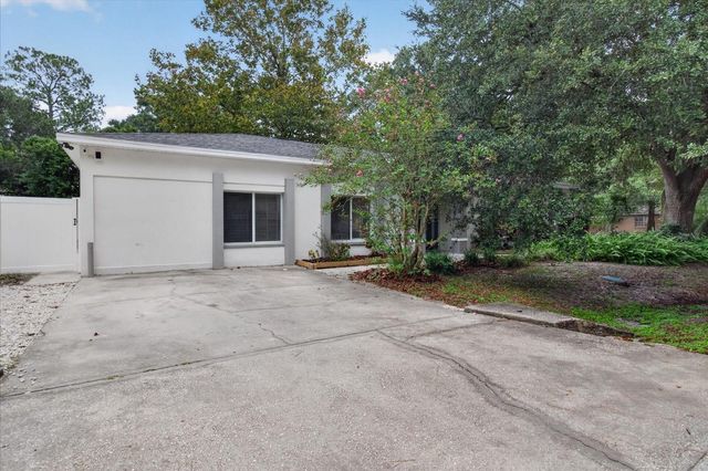 5114 CHILKOOT STREET, Tampa, FL 33617