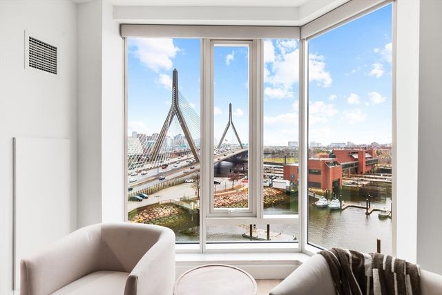 100 Lovejoy Wharf 8H, Boston, MA 02114
