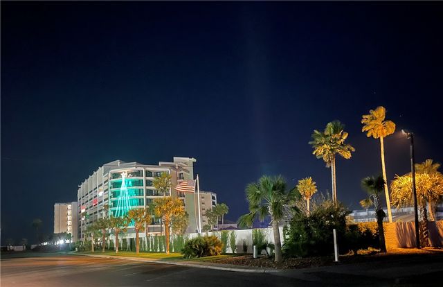 1000 N Station St 106, Port Aransas, TX 78373