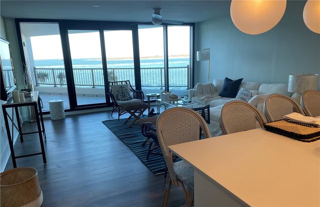 1000 N Station St 106, Port Aransas, TX 78373