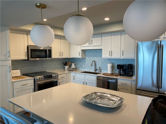 1000 N Station St 106, Port Aransas, TX 78373