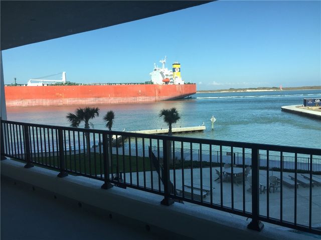 1000 N Station St 106, Port Aransas, TX 78373