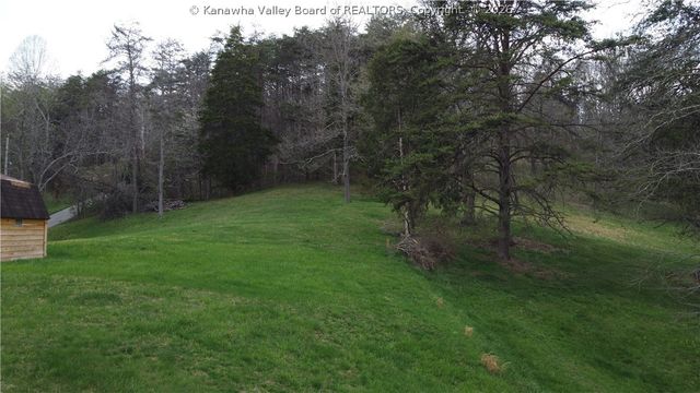2008 Cortona Lane, Sissonville, WV 25320