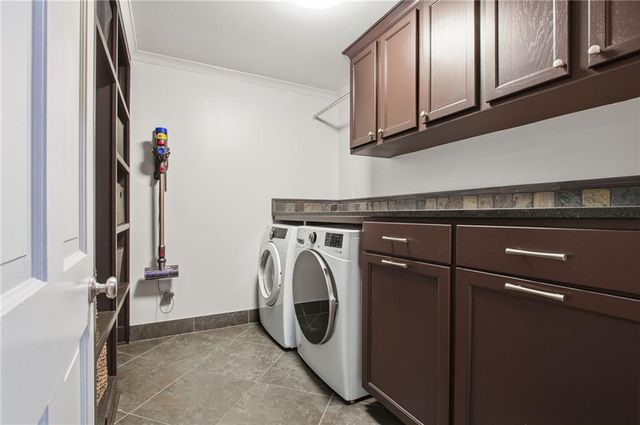 1329 Mile Post Drive, Dunwoody, GA 30338