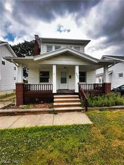 22401 Arms Avenue, Euclid, OH 44123