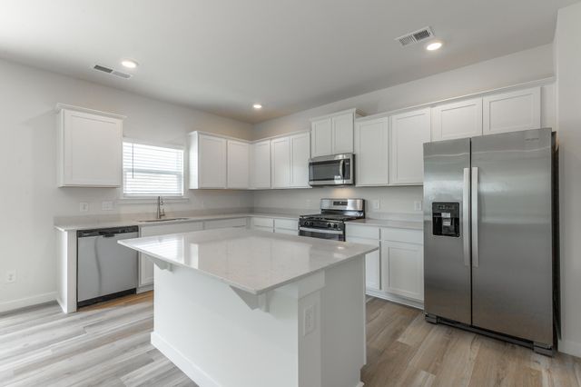 8465 Mulberry Way, Ooltewah, TN 37363