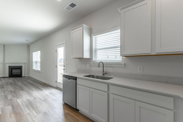 8465 Mulberry Way, Ooltewah, TN 37363