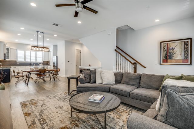 219 S Village Way, Lewisville, TX 75057