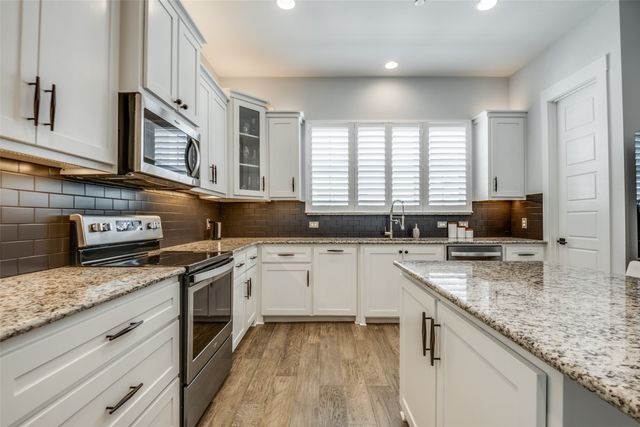 219 S Village Way, Lewisville, TX 75057