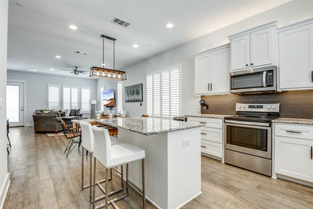 219 S Village Way, Lewisville, TX 75057