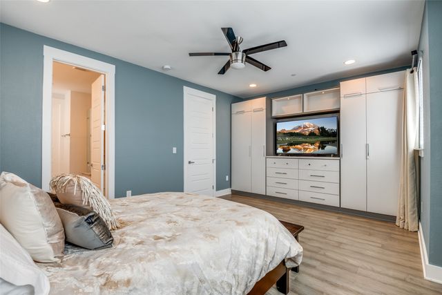 219 S Village Way, Lewisville, TX 75057