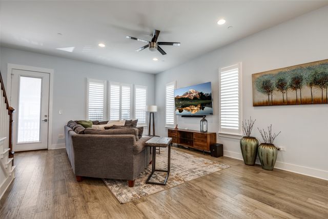 219 S Village Way, Lewisville, TX 75057