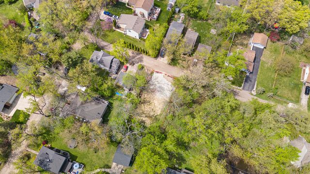 3965 Carrick Avenue, West Bloomfield, MI 48324