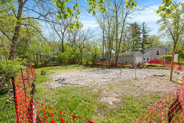 3965 Carrick Avenue, West Bloomfield, MI 48324