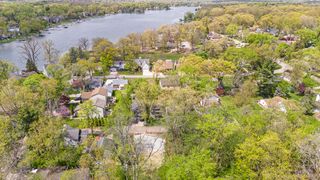 3965 Carrick Avenue, West Bloomfield, MI 48324