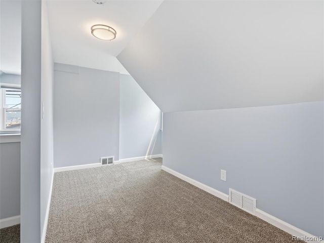 15201 Cavour Street, Livonia, MI 48154