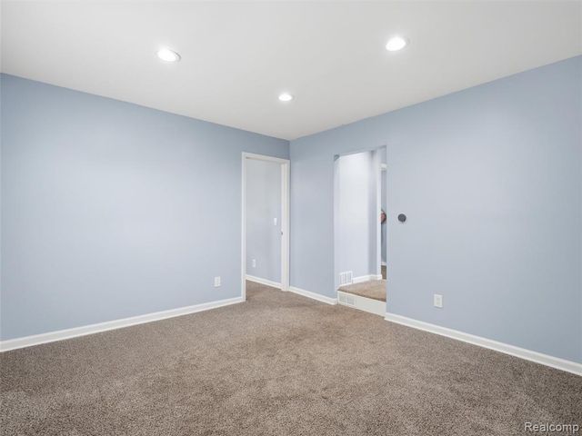 15201 Cavour Street, Livonia, MI 48154