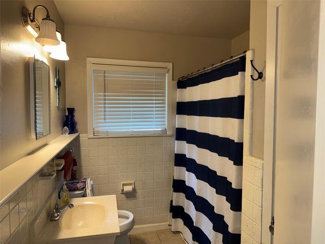 509 23rd Avenue N, Texas City, TX 77590