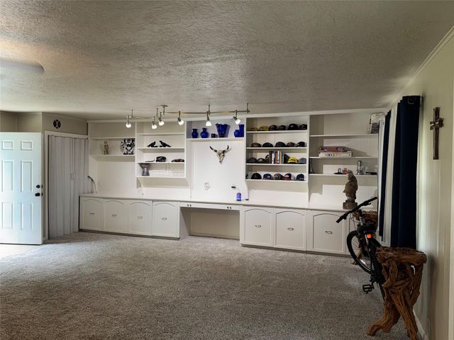 509 23rd Avenue N, Texas City, TX 77590
