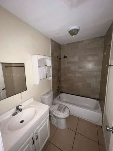 4625 NW 9th Dr 4625, Plantation, FL 33317