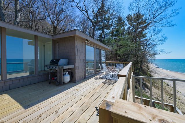 80132 Linden Hills Street, Covert, MI 49043