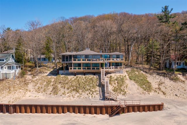 80132 Linden Hills Street, Covert, MI 49043