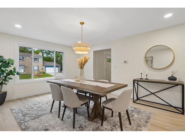7570 S Reed Ct, Littleton, CO 80128