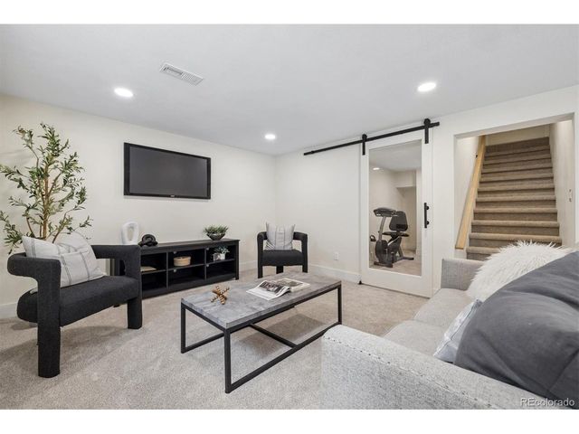 7570 S Reed Ct, Littleton, CO 80128