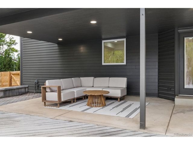 7570 S Reed Ct, Littleton, CO 80128