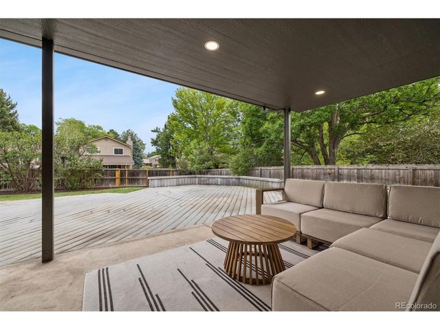 7570 S Reed Ct, Littleton, CO 80128
