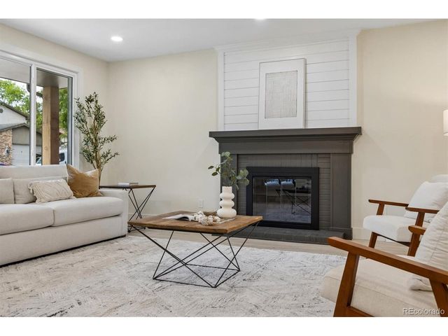 7570 S Reed Ct, Littleton, CO 80128