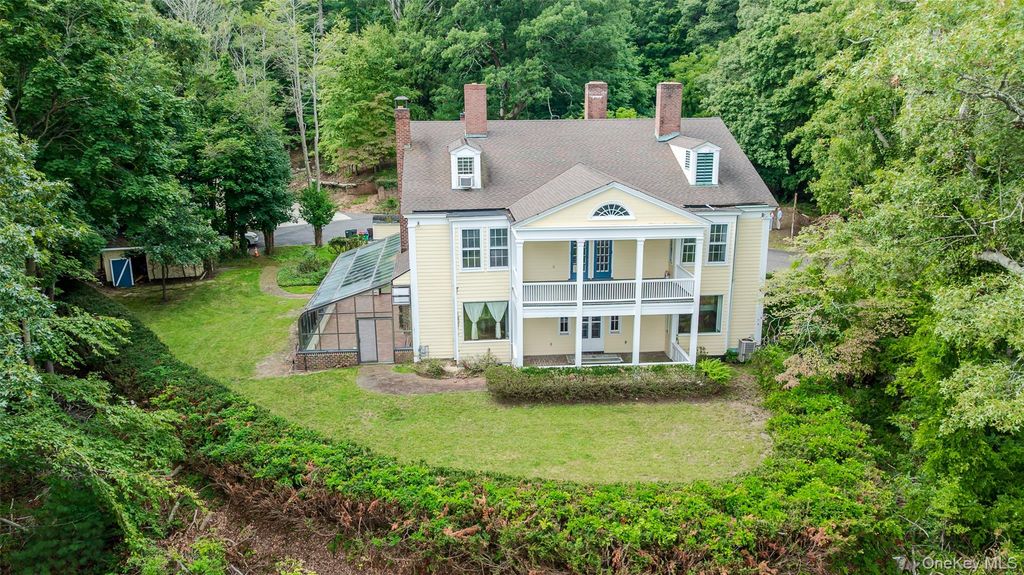 51 Lake Avenue, Mill Neck, NY 11765 — photo 2