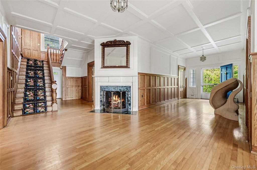 51 Lake Avenue, Mill Neck, NY 11765 — photo 5