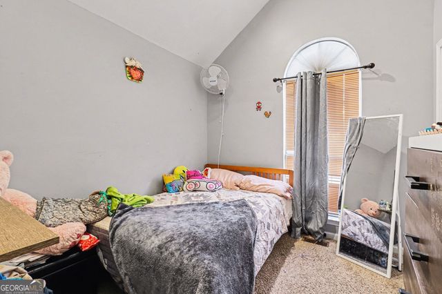 211 Stoney Point Cove, Carrollton, GA 30116