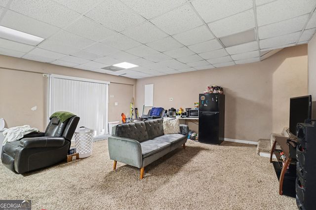 211 Stoney Point Cove, Carrollton, GA 30116