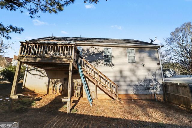 211 Stoney Point Cove, Carrollton, GA 30116