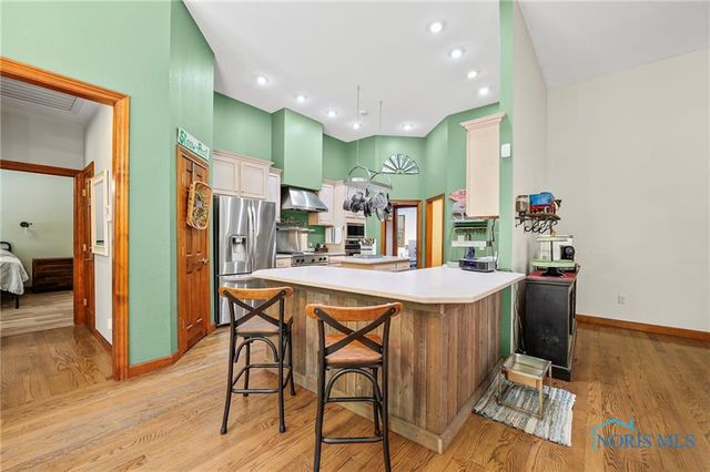 5531 S Fulton Lucas Road, Swanton, OH 43558