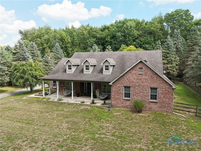 5531 S Fulton Lucas Road, Swanton, OH 43558