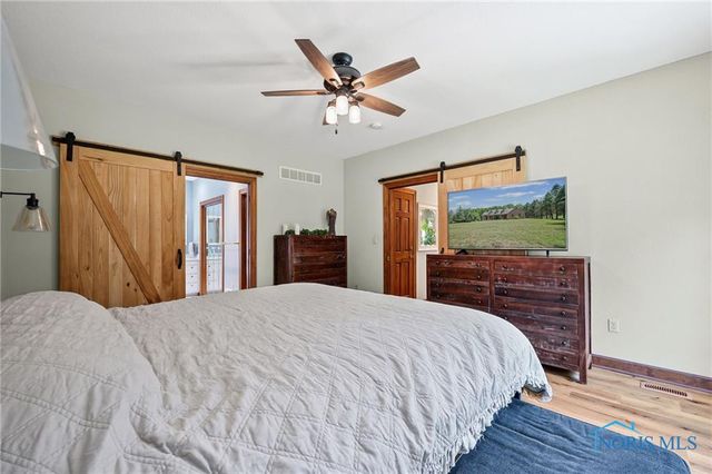 5531 S Fulton Lucas Road, Swanton, OH 43558