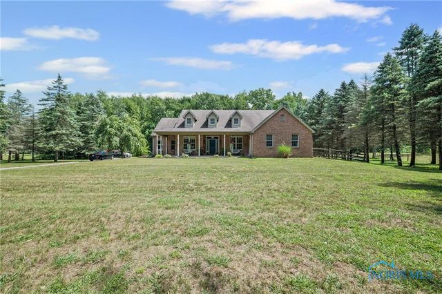 5531 S Fulton Lucas Road, Swanton, OH 43558