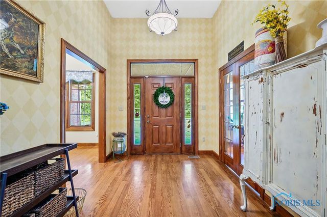 5531 S Fulton Lucas Road, Swanton, OH 43558