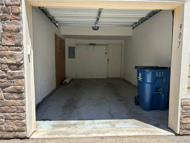 5800 Tower Rd 907, Denver, CO 80249