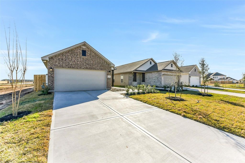 21123 Countryside Glade Lane, Bonney, TX 77583