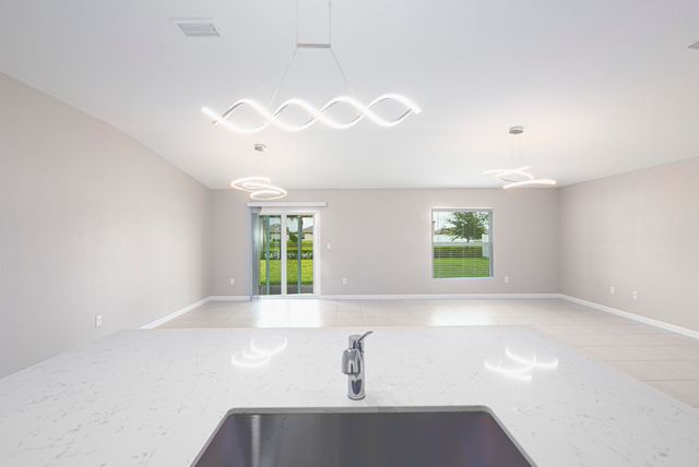 988 Bent Creek Drive, Fort Pierce, FL 34947