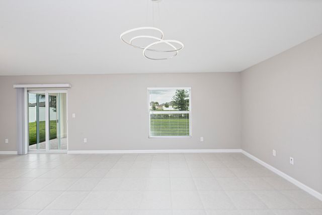 988 Bent Creek Drive, Fort Pierce, FL 34947