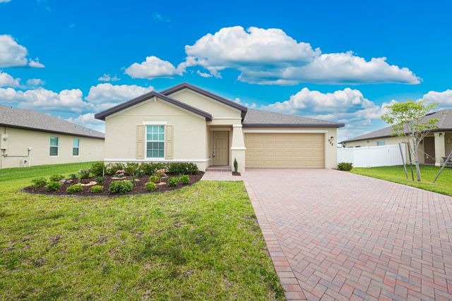 988 Bent Creek Drive, Fort Pierce, FL 34947